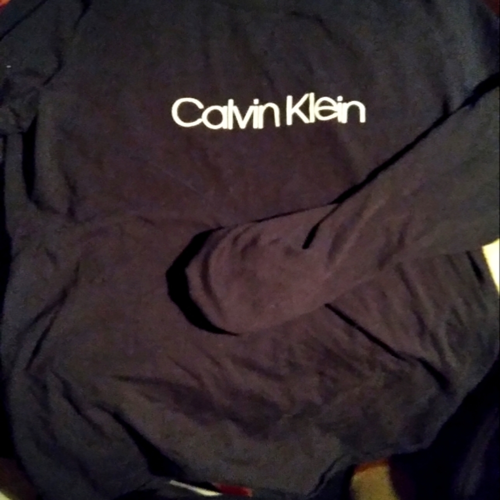 Long sleeve small night tee